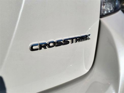 Used 2019 Subaru Crosstrek 2.0i Premium w/ Eyesight System image 11