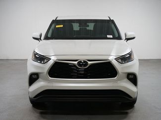 Certified 2024 Toyota Highlander LE video 2