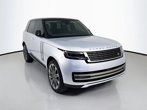 Used 2025 Land Rover Range Rover SE AWD/4WD image 1
