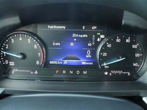 Used 2020 Ford Explorer XLT w/ Comfort Package image 30