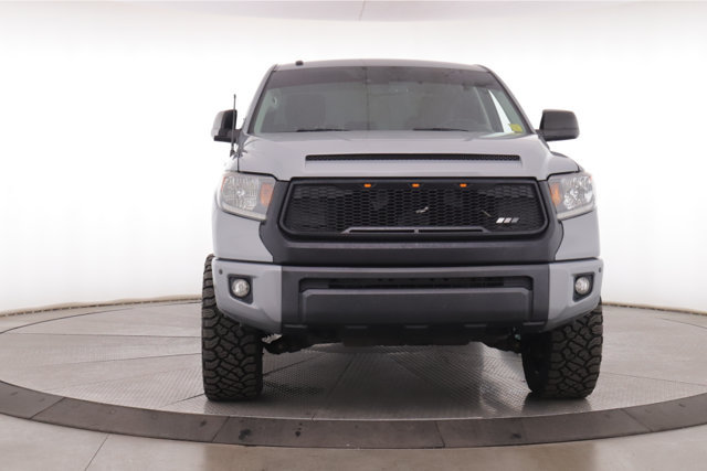 Used 2019 Toyota Tundra SR5 w/ Convenience Package AWD/4WD image 14