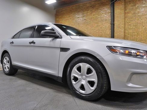 Used 2015 Ford Taurus Police Interceptor AWD image 8