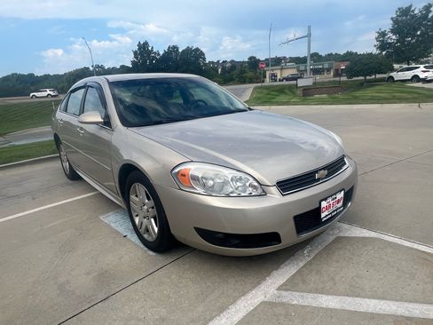 Used 2011 Chevrolet Impala LT image 4