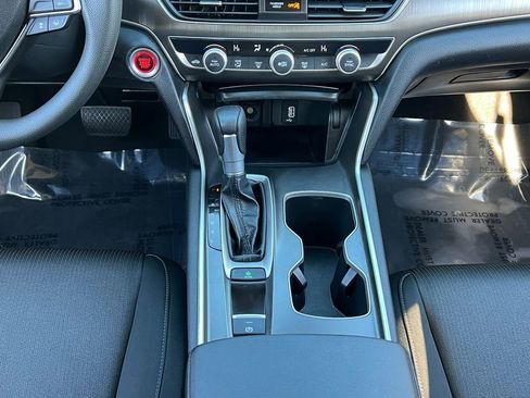 Used 2020 Honda Accord LX image 12