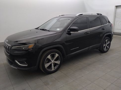 Used 2019 Jeep Cherokee Limited FWD image 2