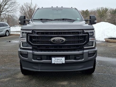 Used 2022 Ford F350 Lariat w/ Black Appearance Package image 5