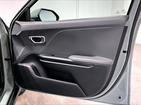 Used 2026 Kia K4 FWD image 11