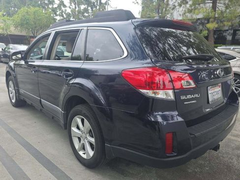 Used 2014 Subaru Outback 2.5i Premium image 3
