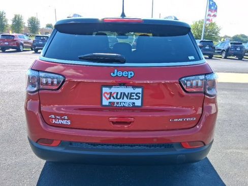 Used 2025 Jeep Compass Limited AWD/4WD image 8