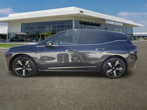 Certified 2022 BMW iX xDrive50 w/ Dynamic Handling Package image 6