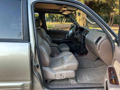 Used 2001 Toyota 4Runner Limited RWD image 34
