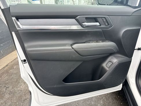 New 2026 GMC Terrain Elevation image 22