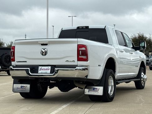 Used 2024 RAM 3500 Laramie image 9