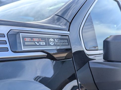 New 2026 GMC Sierra 2500 SLT w/ SLT Convenience Package image 10