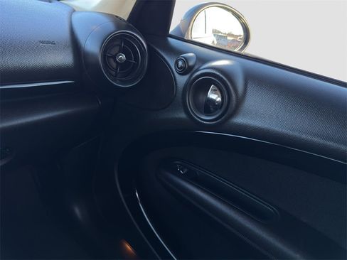 Used 2015 MINI Cooper Countryman S image 17
