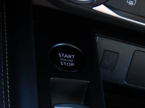 Used 2025 Nissan Kicks SV image 26