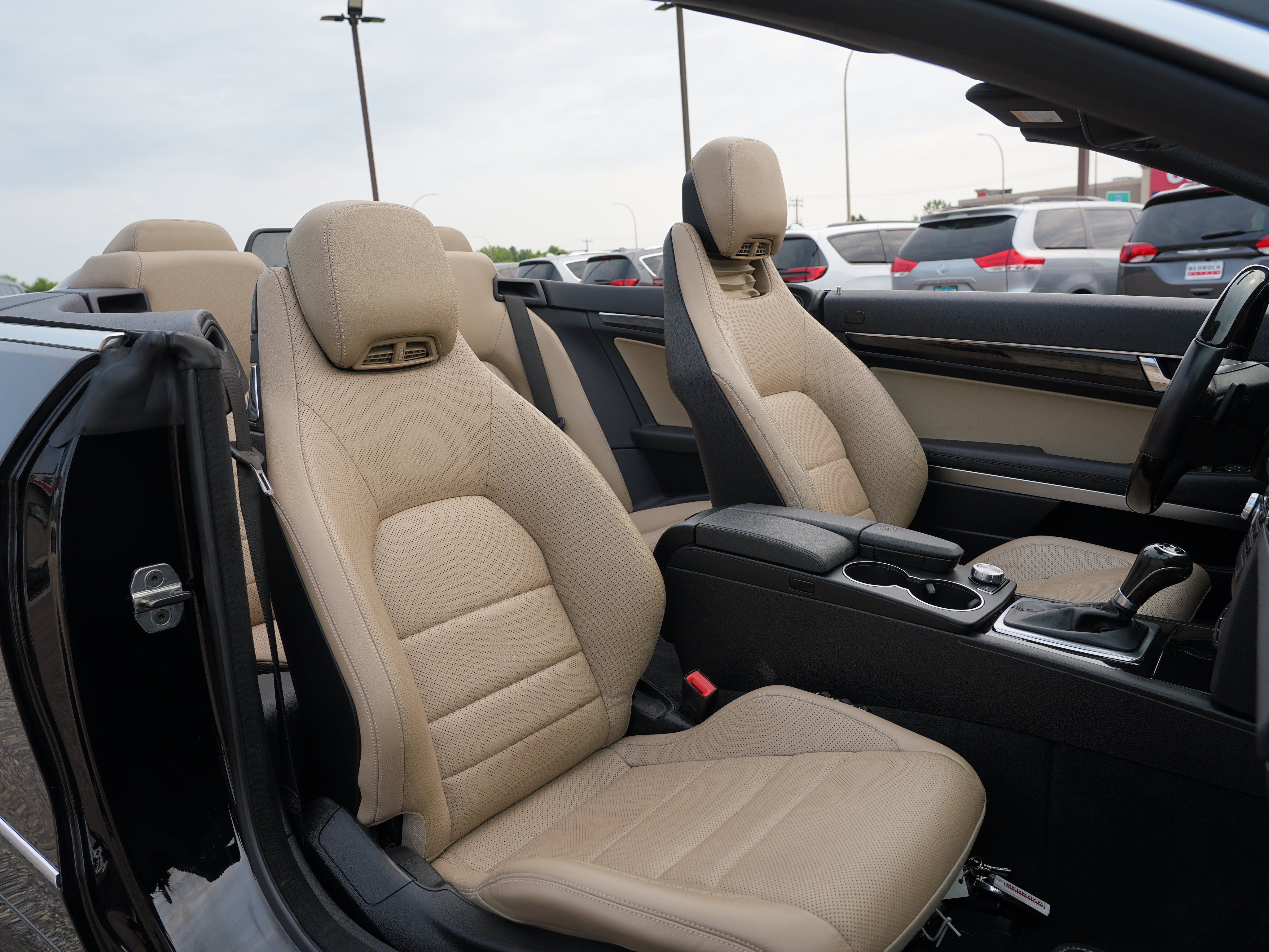 Used 2013 Mercedes-Benz E 550 Cabriolet image 24