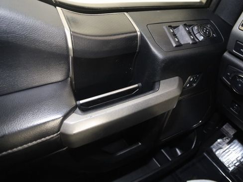 Used 2018 Ford F150 Raptor w/ Equipment Group 802A Luxury image 37