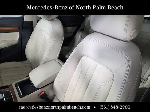 Used 2021 Audi Q5 2.0T Premium w/ Convenience Package AWD/4WD image 10
