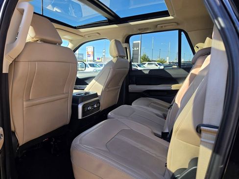 Used 2024 Ford Expedition Max Limited AWD/4WD image 14