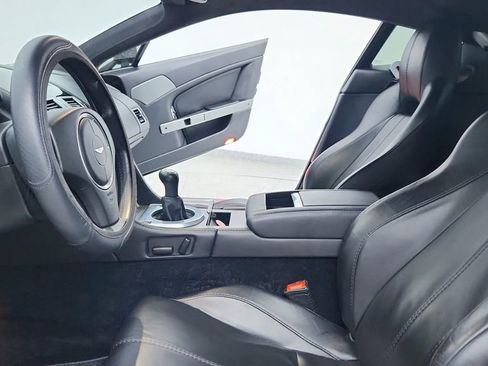 Used 2015 Aston Martin V8 Vantage Coupe RWD image 14