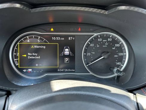 Used 2024 Nissan Versa SR FWD image 27