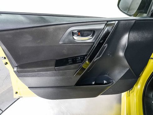 Certified 2017 Toyota Corolla iM w/ Carpet Mat Package FWD image 22