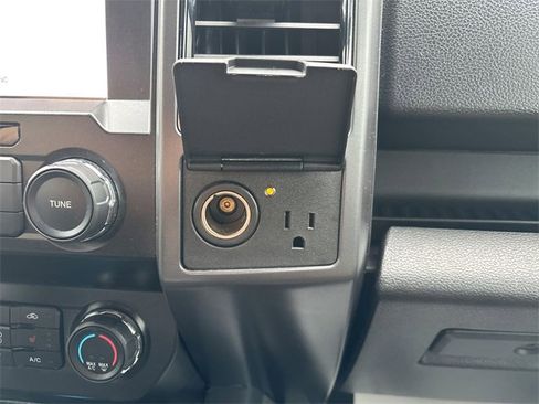 Used 2019 Ford F150 XLT w/ Equipment Group 302A Luxury image 36