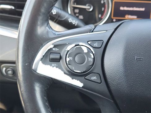 Used 2020 Buick Enclave Essence w/ Sport Touring Edition image 28