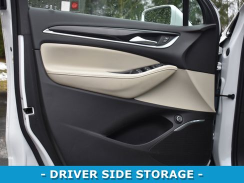 Used 2019 Buick Enclave Essence image 5