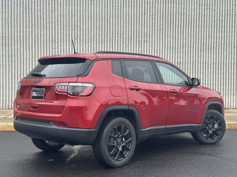 New 2026 Jeep Compass Latitude image 5
