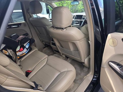 Used 2012 Mercedes-Benz ML 350 4MATIC image 7