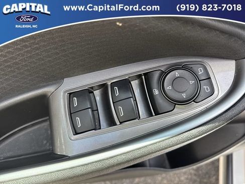 Used 2023 Chevrolet Malibu LS FWD image 21