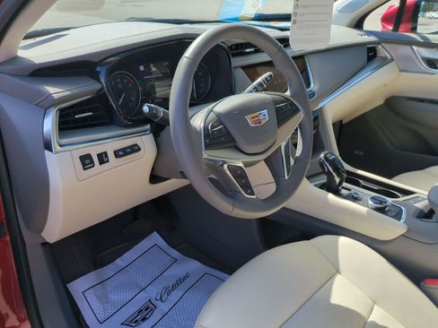 Certified 2023 Cadillac XT5 Premium Luxury w/ Technology Package image 10