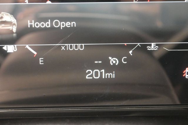 New 2026 GMC Terrain AT4 w/ LPO, Black Badging Package AWD/4WD image 33