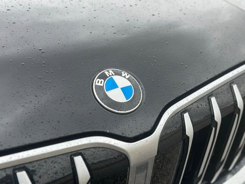 Used 2025 BMW X1 xDrive28i w/ Technology Package image 12