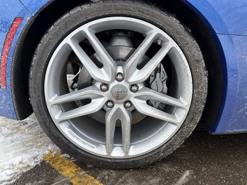 Used 2019 Chevrolet Corvette Stingray Convertible w/ Battery Protection Package image 21