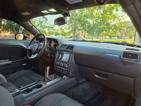 Used 2014 Dodge Challenger R/T w/ Blacktop Package RWD image 13