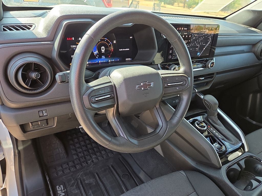 Used 2025 Chevrolet Colorado Trail Boss AWD/4WD image 24