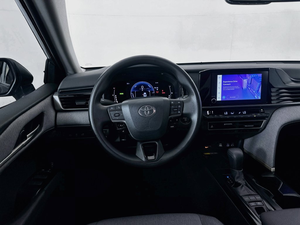 Used 2026 Toyota Camry LE w/ Convenience Package FWD image 21