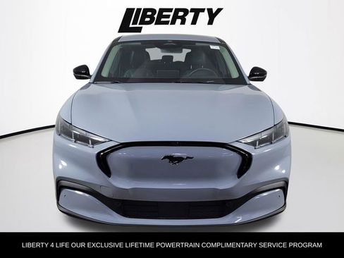 Used 2025 Ford Mustang Mach-E Premium image 9