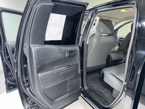 Used 2014 Toyota Tundra SR image 15