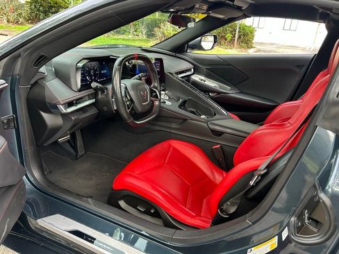 Used 2021 Chevrolet Corvette Stingray Coupe w/ 1LT RWD image 10