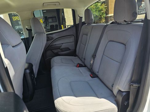 Used 2019 Chevrolet Colorado W/T w/ WT Convenience Package RWD image 18
