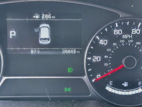 Used 2018 Kia Soul ! w/ Tech Package FWD image 14