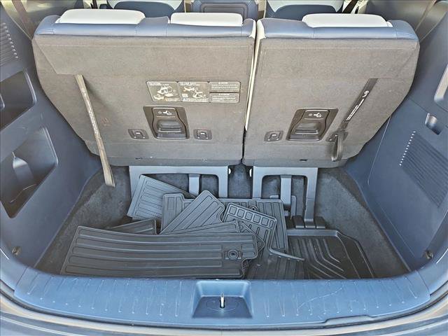 Used 2026 Kia Carnival EX FWD image 6