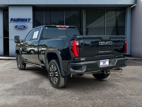 Used 2024 GMC Sierra 2500 Denali Ultimate AWD/4WD image 4