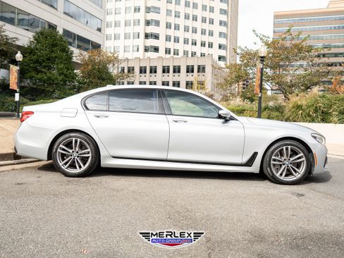 Used 2016 BMW 750i xDrive image 8