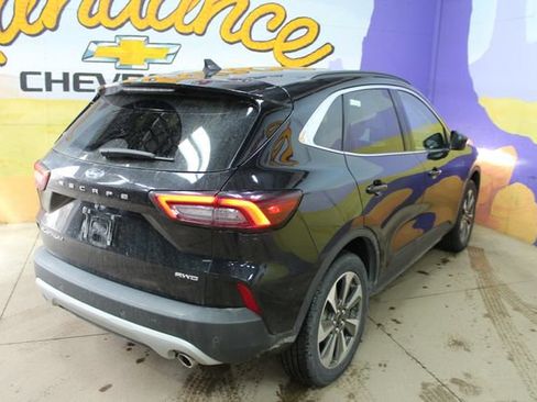 Used 2025 Ford Escape Platinum AWD/4WD image 4