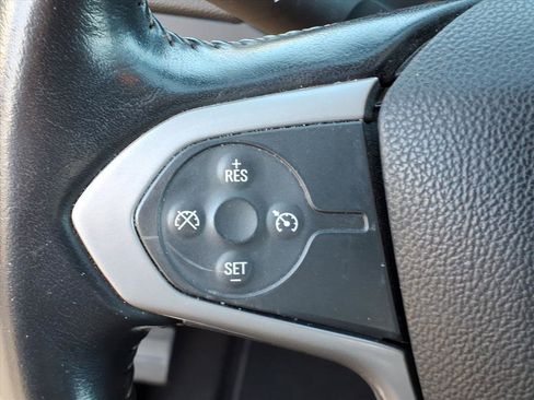 Used 2022 Chevrolet Colorado LT image 16